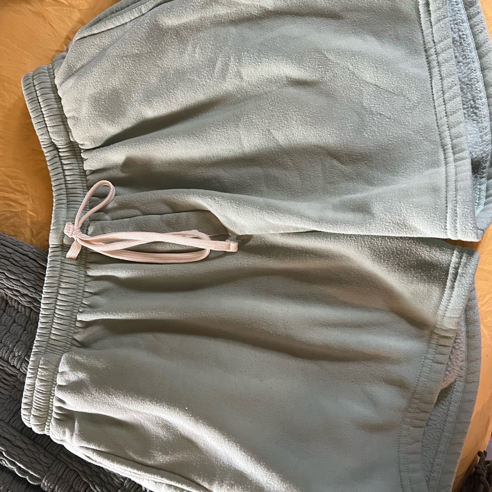 men sweat shorts